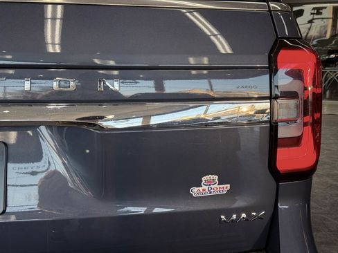 Used 2022 Ford Expedition Max King Ranch image 15