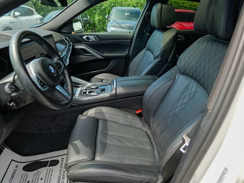 Used 2024 BMW X6 xDrive40i w/ Premium Package AWD/4WD image 22