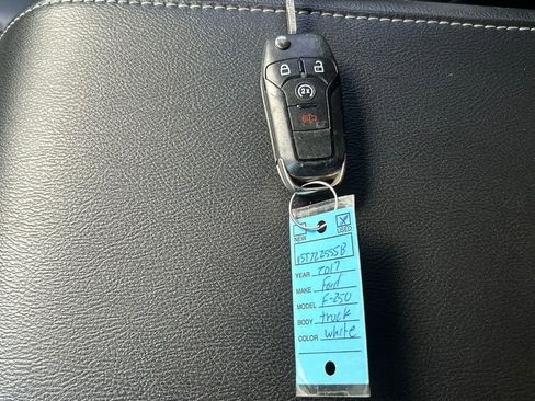 Used 2017 Ford F250 Lariat w/ Lariat Value Package image 46