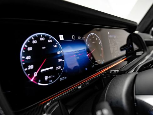 Used 2025 Mercedes-Benz G 63 AMG 4MATIC image 37