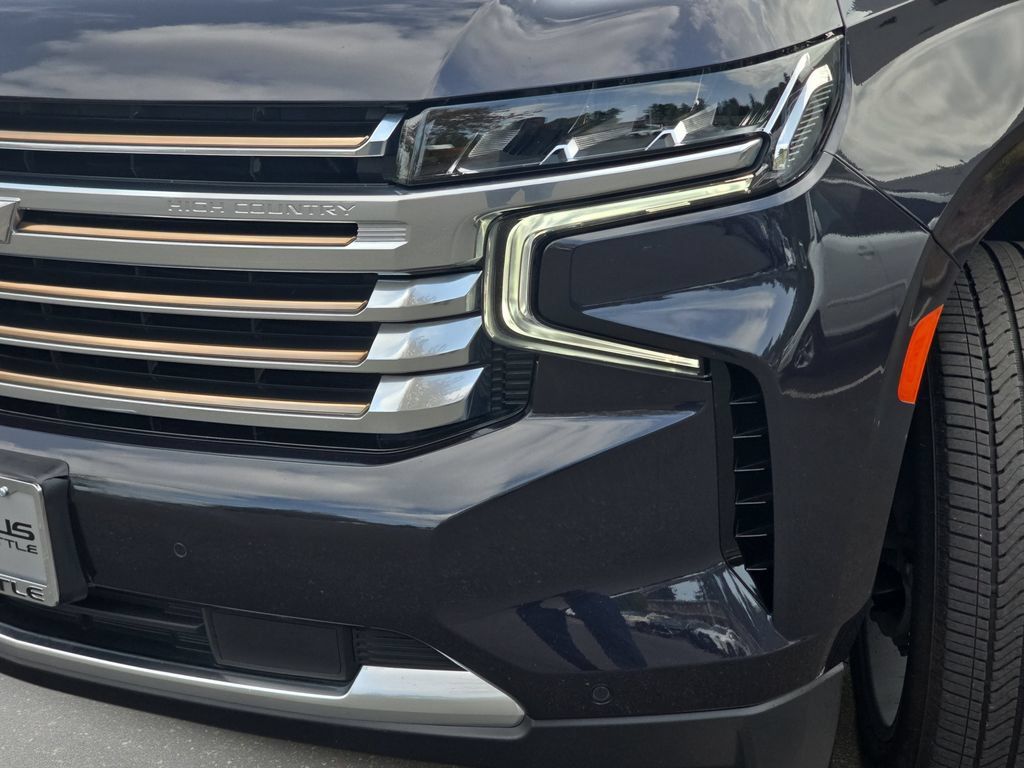 Used 2024 Chevrolet Tahoe High Country AWD/4WD image 36
