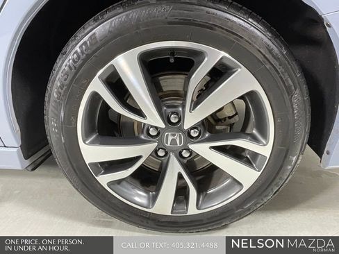 Used 2024 Honda Odyssey Touring image 10