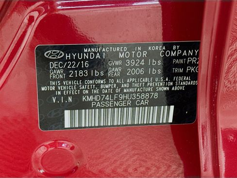 Used 2017 Hyundai Elantra SE image 39