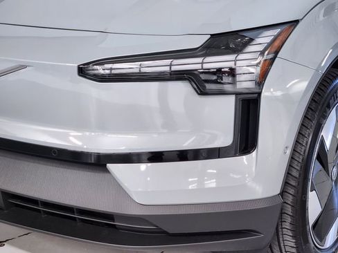 New 2026 Volvo EX30 Ultra w/ Protection Package Premier image 12