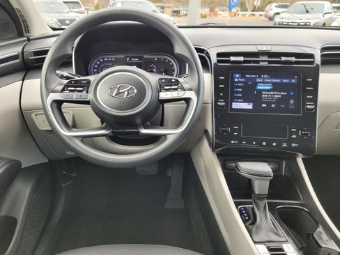 Used 2024 Hyundai Tucson SEL image 16