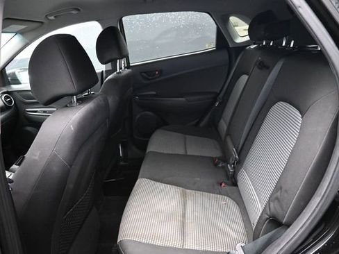 Used 2020 Hyundai Kona SEL FWD image 28
