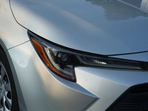 Used 2024 Toyota Corolla LE FWD image 10