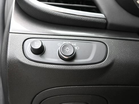 Used 2022 Buick Encore Preferred w/ Safety Package II AWD/4WD image 21