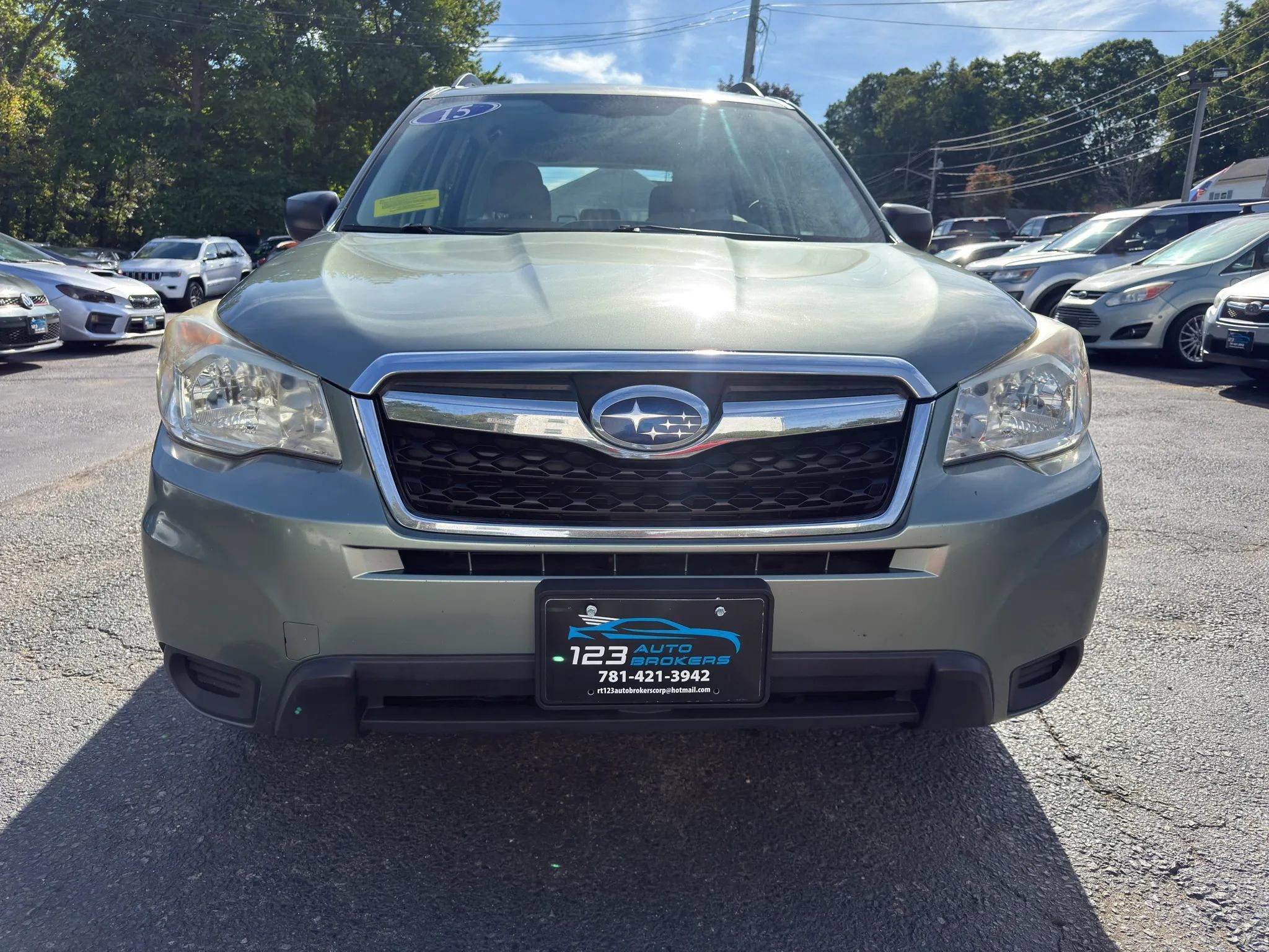Used 2015 Subaru Forester 2.5i w/ Alloy Wheel Package AWD/4WD image 2