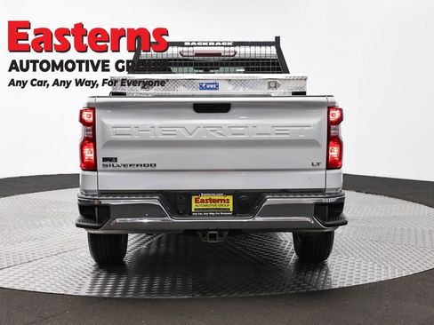 Used 2021 Chevrolet Silverado 1500 LT AWD/4WD image 6