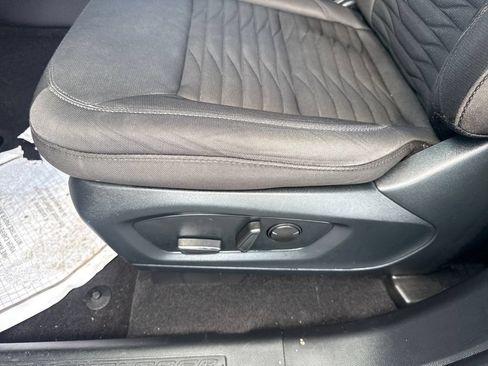 Used 2020 Ford Explorer XLT w/ Comfort Package AWD/4WD image 29