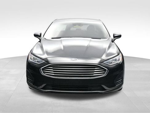 Used 2020 Ford Fusion SE FWD image 8