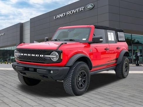 Used 2022 Ford Bronco Wildtrak image 1