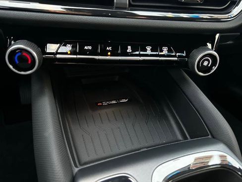 New 2026 Chevrolet Equinox EV RS image 15