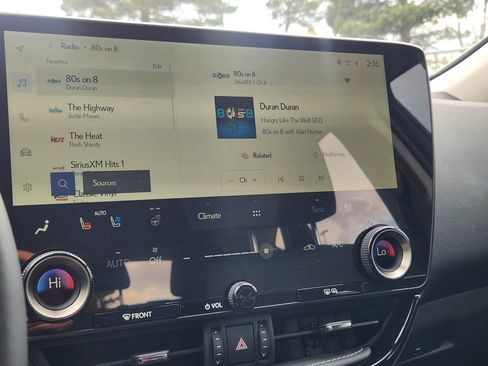 Used 2025 Lexus NX 350h AWD w/ Premium Package image 10