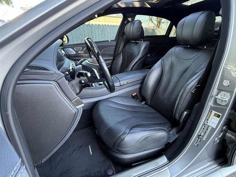 Used 2015 Mercedes-Benz S 550 Sedan image 4