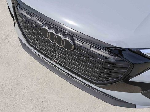 Used 2024 Audi Q4 e-tron Premium Plus w/ Premium Plus image 8