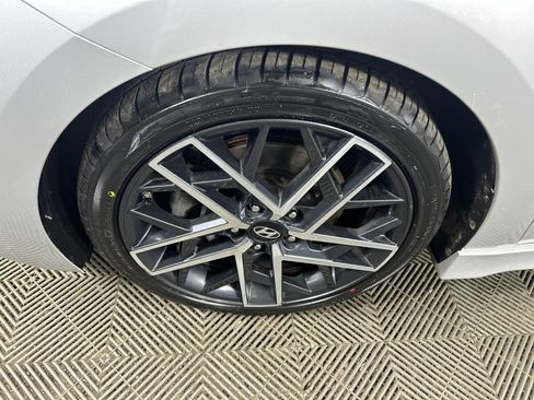 Used 2019 Hyundai Elantra Sport w/ Cargo Package image 10