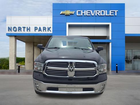 Used 2018 RAM 1500 Big Horn AWD/4WD image 1