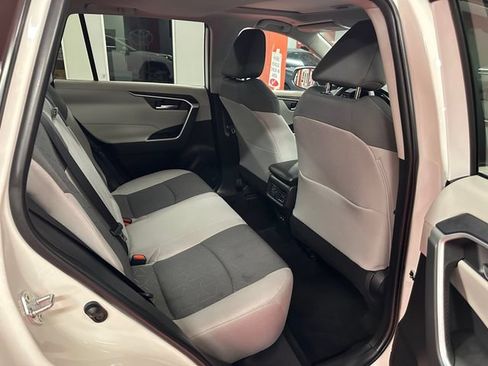 Certified 2025 Toyota RAV4 XLE w/ Convenience Package AWD/4WD image 14