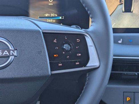 New 2026 Nissan Leaf SV+ w/ Floor Mat Package (SV+) FWD image 24