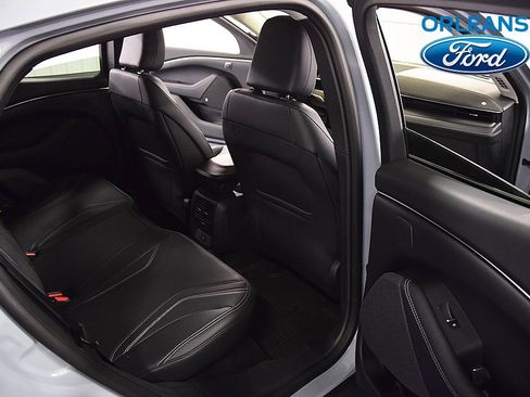 Used 2024 Ford Mustang Mach-E Premium image 31