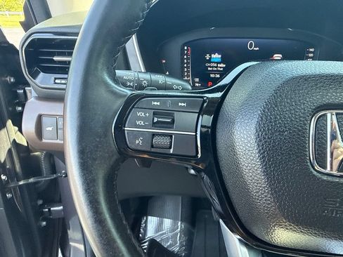 Used 2025 Honda Pilot Elite image 20