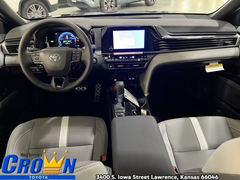 New 2026 Toyota Camry SE FWD image 25