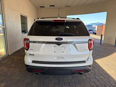 Used 2019 Ford Explorer XLT w/ XLT Sport Appearance Package image 3