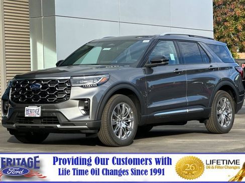 New 2026 Ford Explorer Platinum image 8