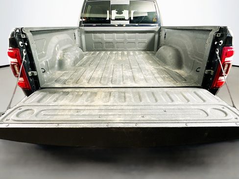 Used 2019 RAM 2500 Big Horn image 23