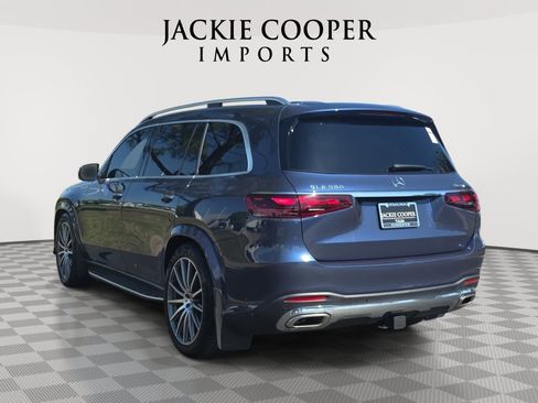 Used 2024 Mercedes-Benz GLS 580 4MATIC image 7
