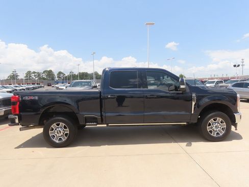 Used 2023 Ford F250 Lariat w/ Lariat Ultimate Package AWD/4WD image 10