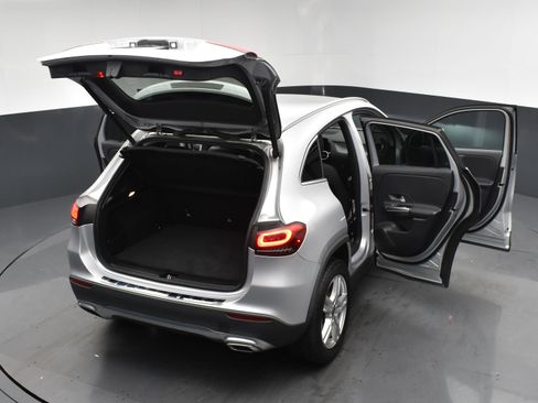 Used 2021 Mercedes-Benz GLA 250 4MATIC image 24