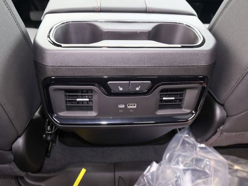 New 2026 GMC Sierra 2500 AT4 image 12