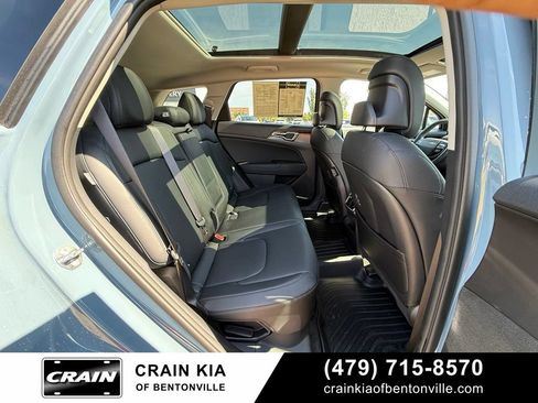 Certified 2026 Kia Sportage EX w/ EX Panoramic Sunroof Package AWD/4WD image 31