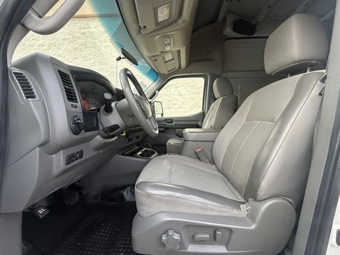Used 2012 Nissan NV 2500 SV w/ Side Curtain Airbag Pkg image 17