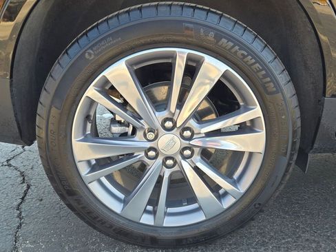 Used 2025 Cadillac XT5 Premium Luxury w/ LPO, Floor Liner Package image 16