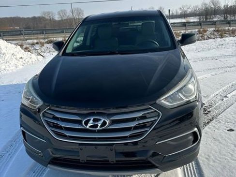 Used 2018 Hyundai Santa Fe Sport image 5