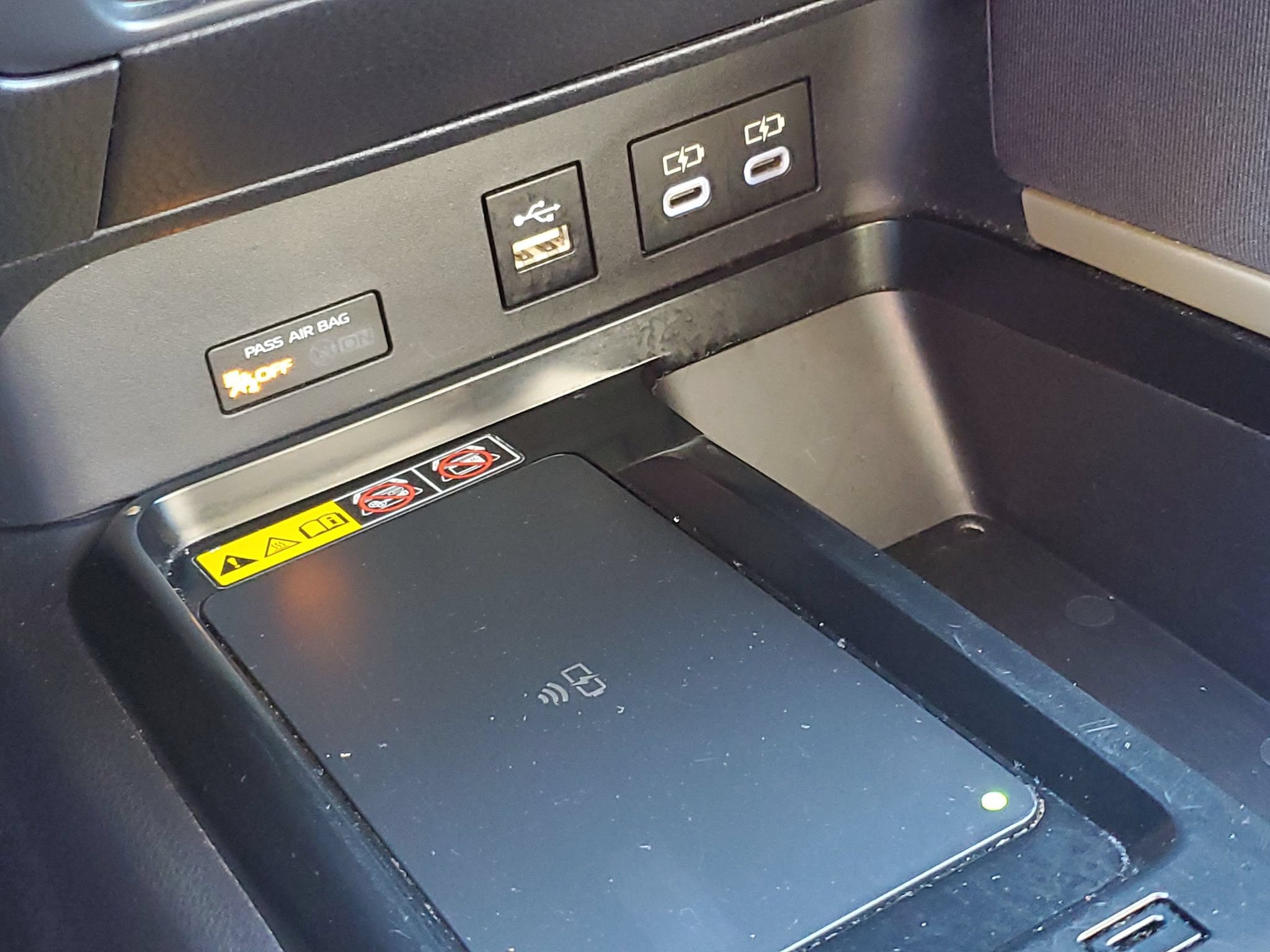 Used 2025 Toyota Camry LE FWD image 16