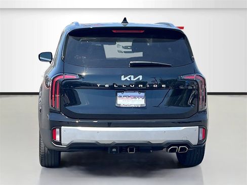Used 2024 Kia Telluride SX w/ Towing Package image 6
