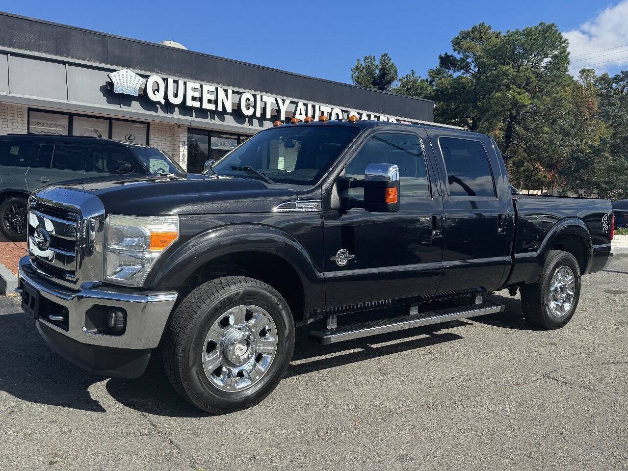 Used 2015 Ford F250 Lariat w/ Chrome Package AWD/4WD image 1