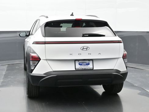 Certified 2024 Hyundai Kona SEL FWD image 3