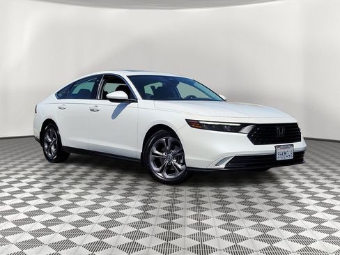 Certified 2023 Honda Accord EX image 2
