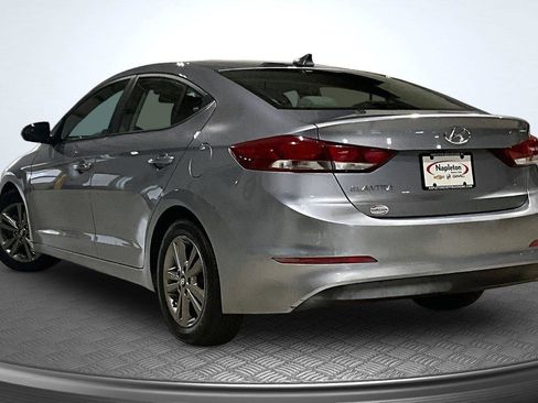 Used 2017 Hyundai Elantra SE FWD image 13