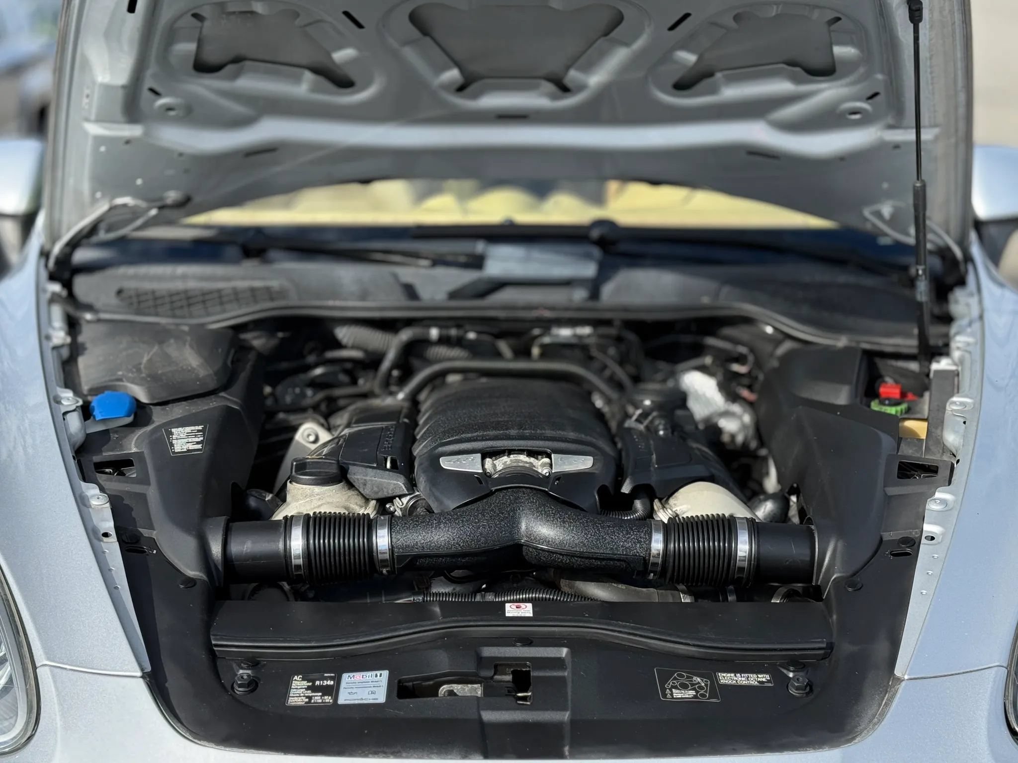 Used 2013 Porsche Cayenne S AWD/4WD image 29
