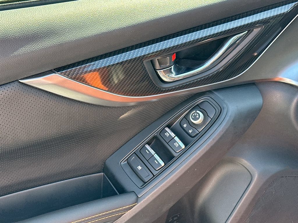 Used 2019 Subaru Crosstrek 2.0i Limited w/ Moonroof Package w/Navigation AWD/4WD image 21