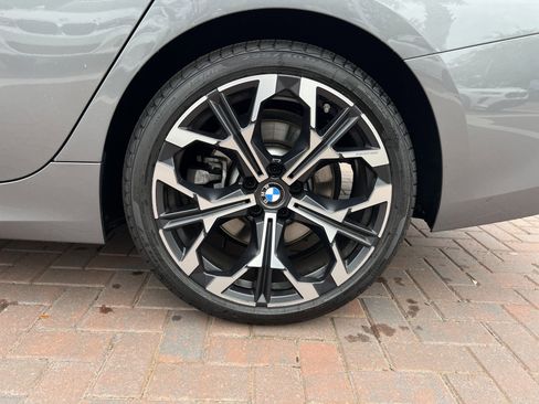 Used 2025 BMW 330i Sedan image 15