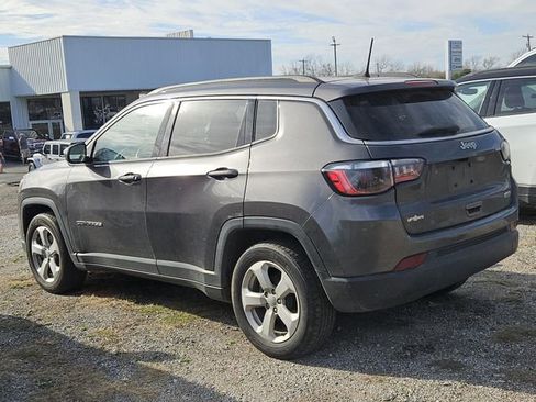 Used 2021 Jeep Compass Latitude image 4