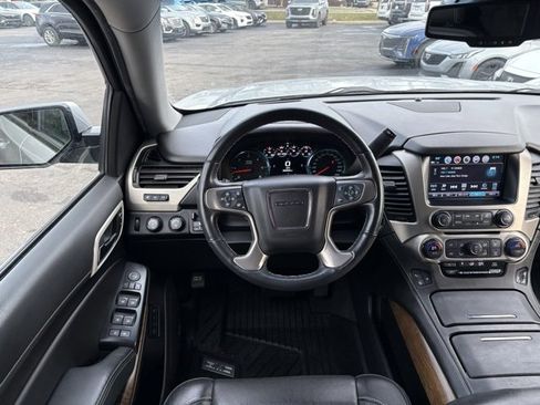 Used 2019 GMC Yukon XL Denali w/ Denali Ultimate Package image 23